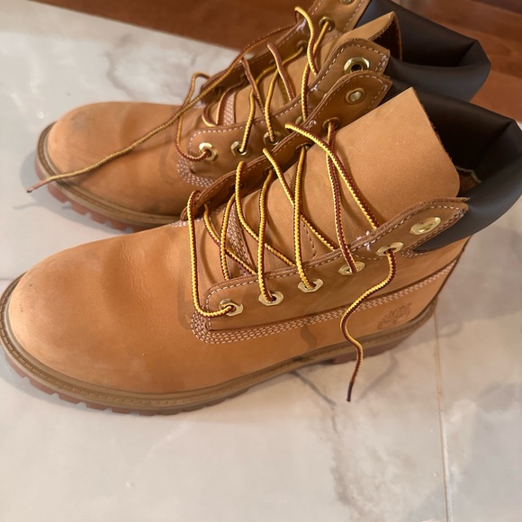 TIMBERLAND PREMIUM WP 6” BOOTS WOMEN, worn twice - Picture 3 of 5